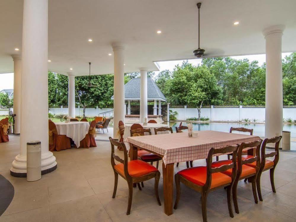 The Kahaani Hotel Ayer Keroh Kültér fotó