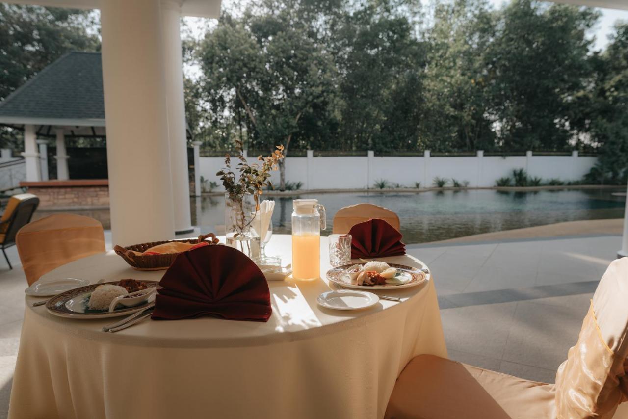 The Kahaani Hotel Ayer Keroh Kültér fotó