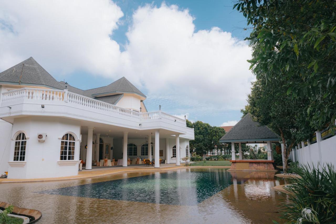 The Kahaani Hotel Ayer Keroh Kültér fotó
